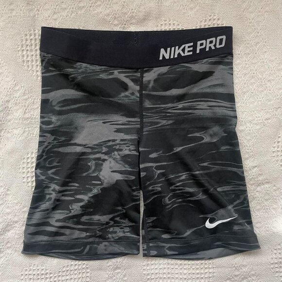 Nike Pro Dri-Fit black & grey marbled spandex shorts! - Picture 1 of 3